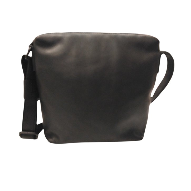 Saccoo TUFARA Handtasche black